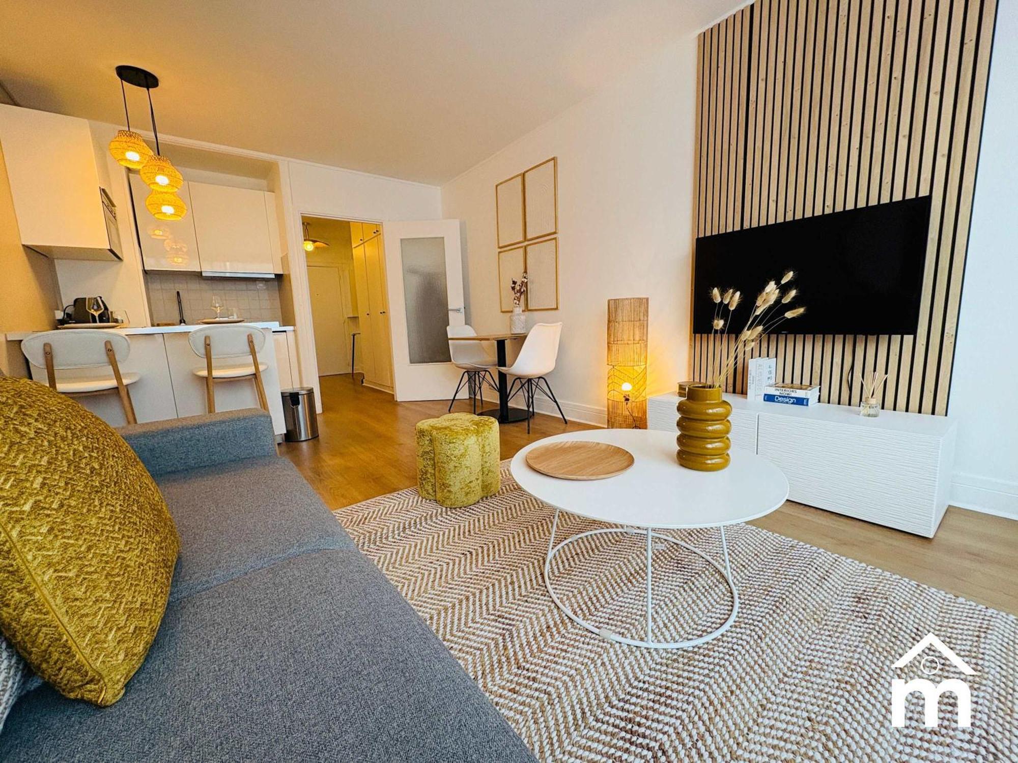 Apartment St Honore Champs Elysees By Melvane